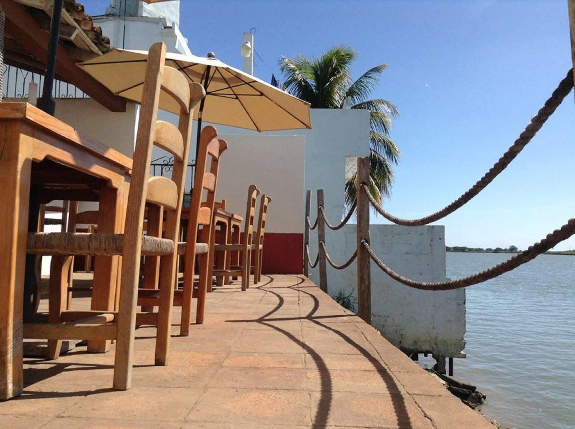 Hotel Casa Del Rio Tlacotalpan Exterior foto